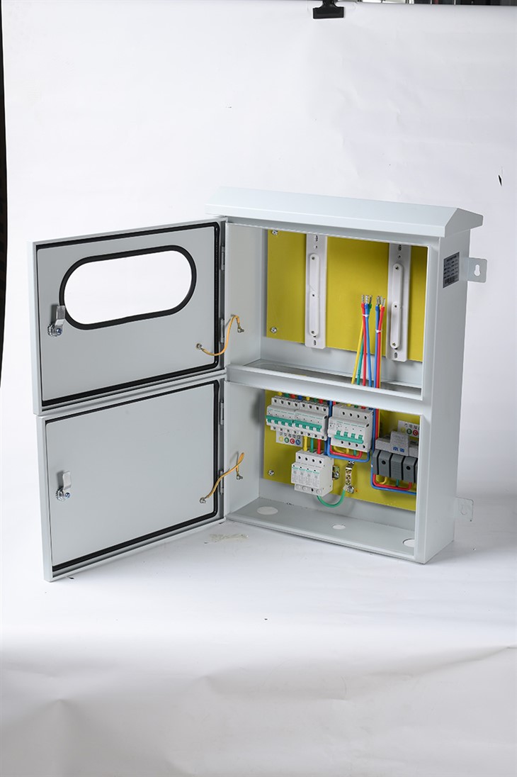 Photovoltaic Grid Box13