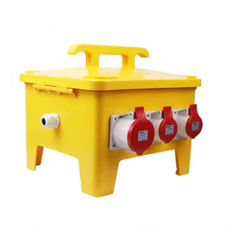 Portable Waterproof Industrial Socket Box factory